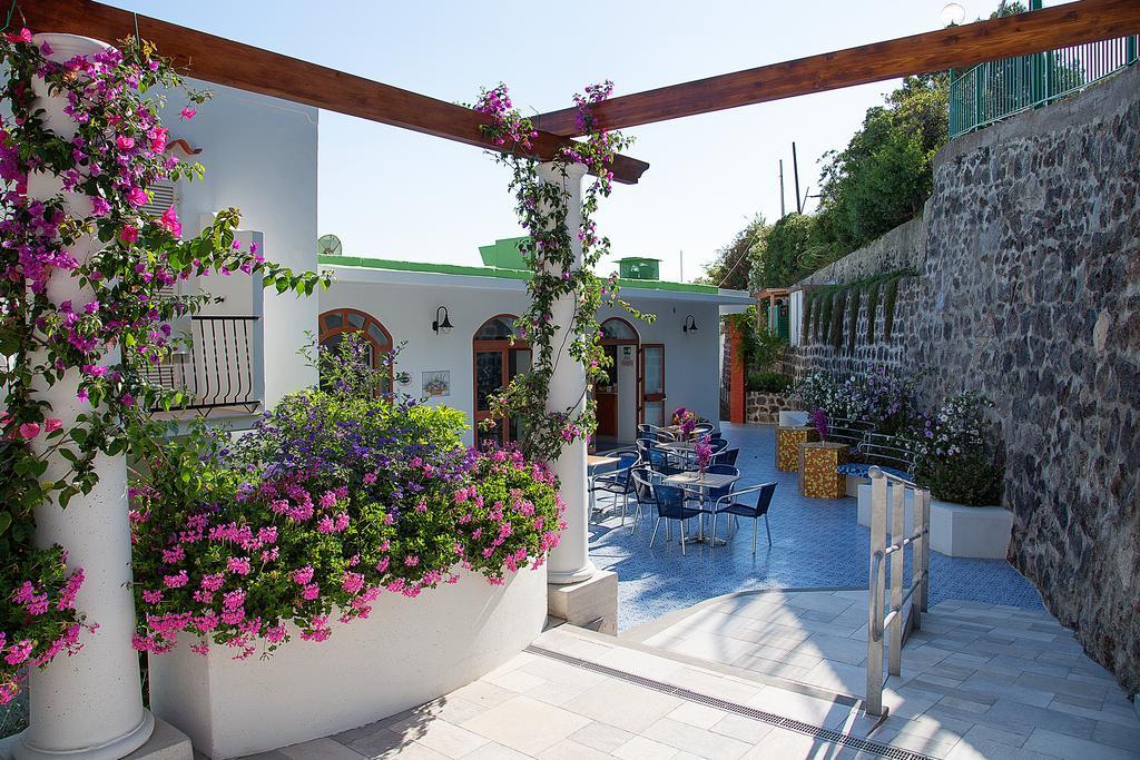 Hotel La Mandorla Барано-д'Иския Экстерьер фото